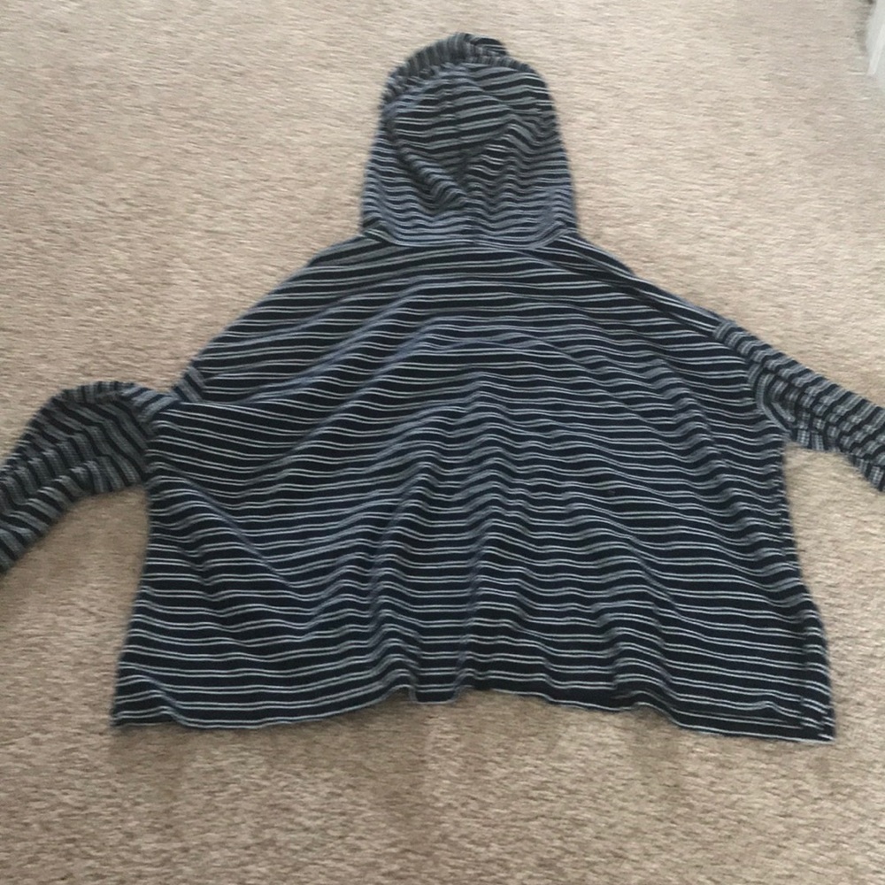 Cropped Pullover - image 3